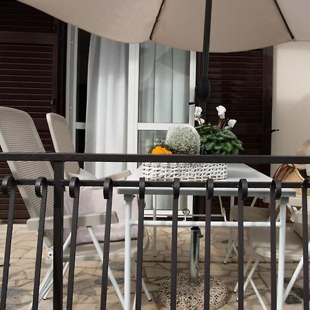 Apartments Sandra Poreč Dış mekan fotoğraf