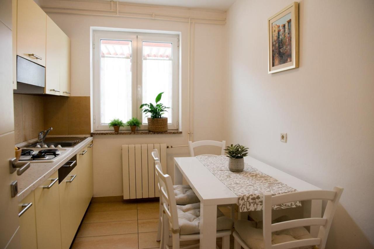 Apartments Sandra Poreč Dış mekan fotoğraf