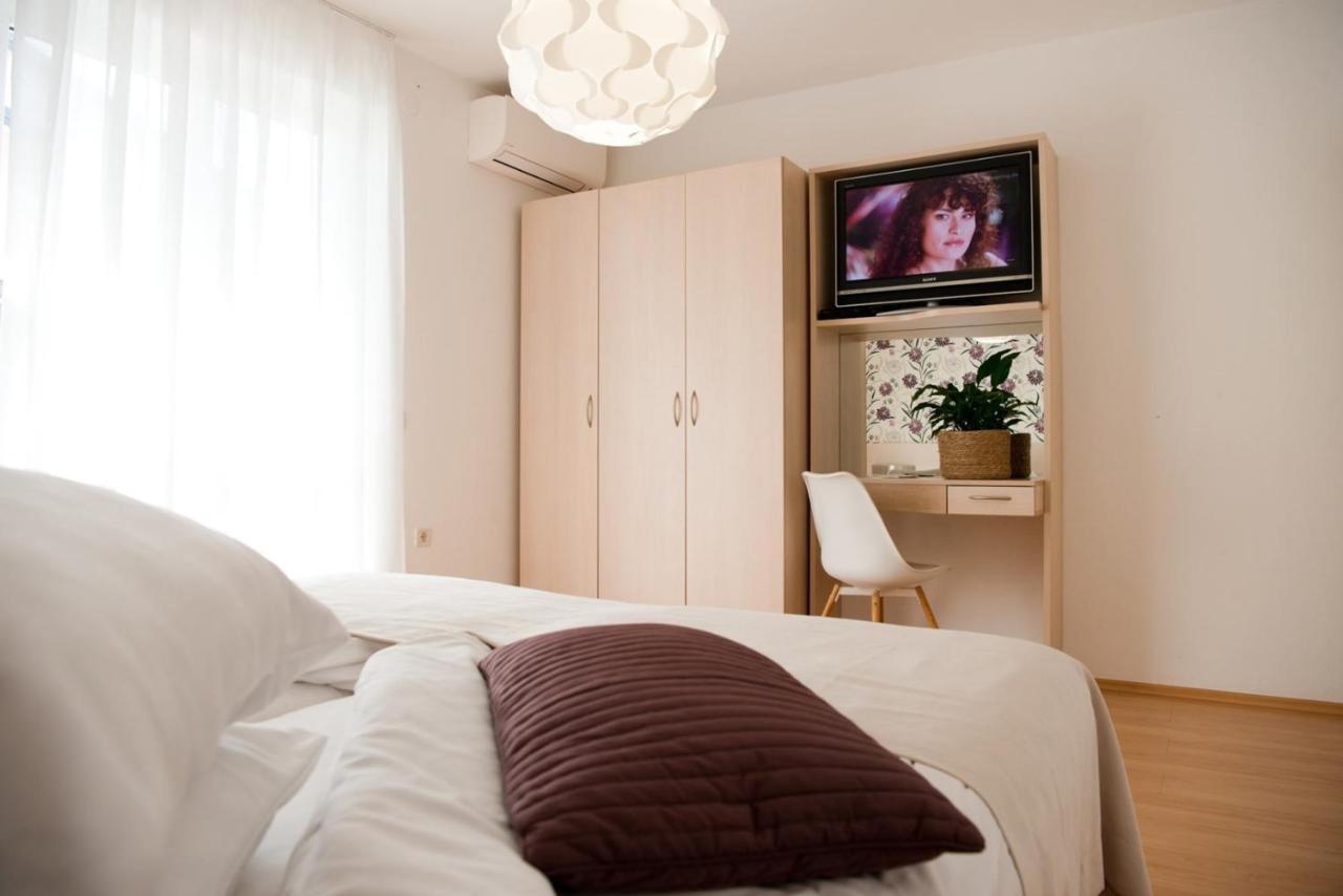 Apartments Sandra Poreč Dış mekan fotoğraf